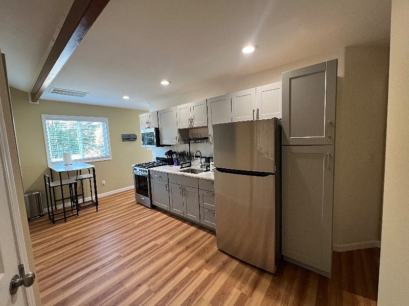 Furnished Finder property 588029_1 photo 3