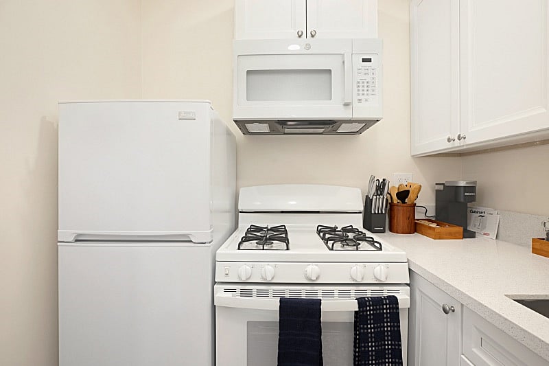 Furnished Finder property 588102_1 photo 7