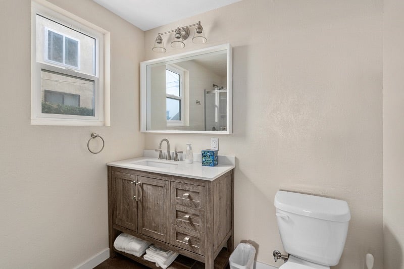 Very large bathroom