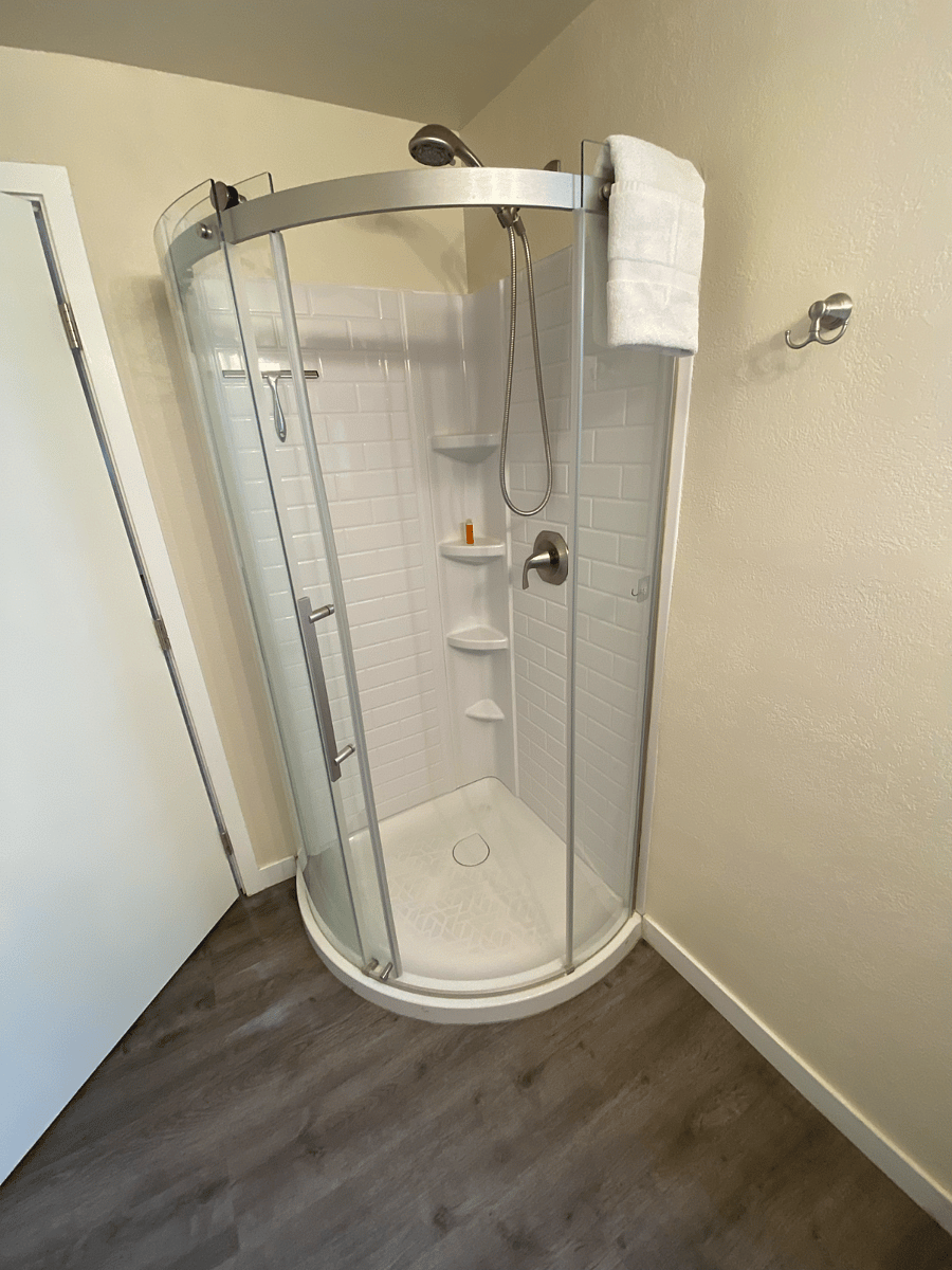 Furnished Finder property 588102_2 photo 25