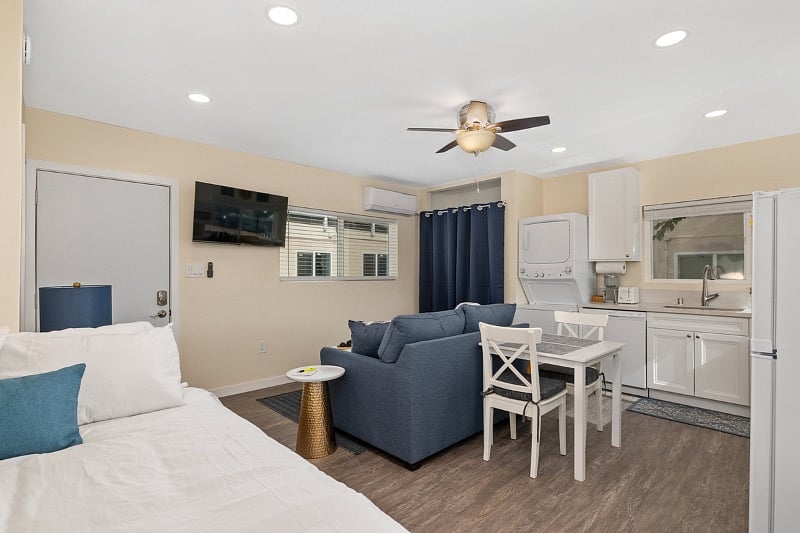 Furnished Finder property 588102_3 photo 10