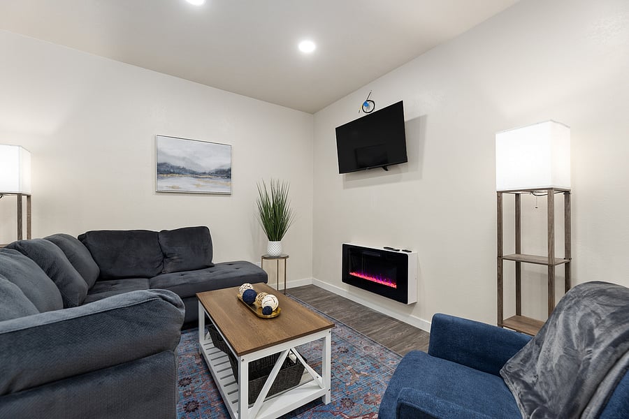 Furnished Finder property 588102_5 photo 12