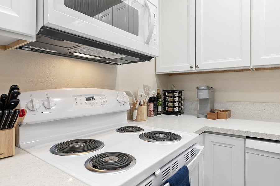 Furnished Finder property 588102_5 photo 13
