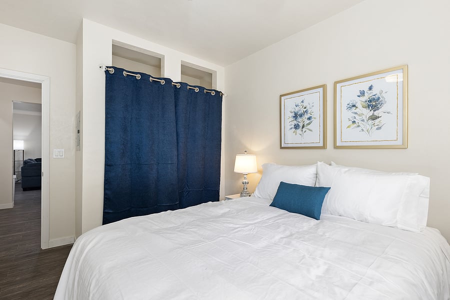 Furnished Finder property 588102_5 photo 16