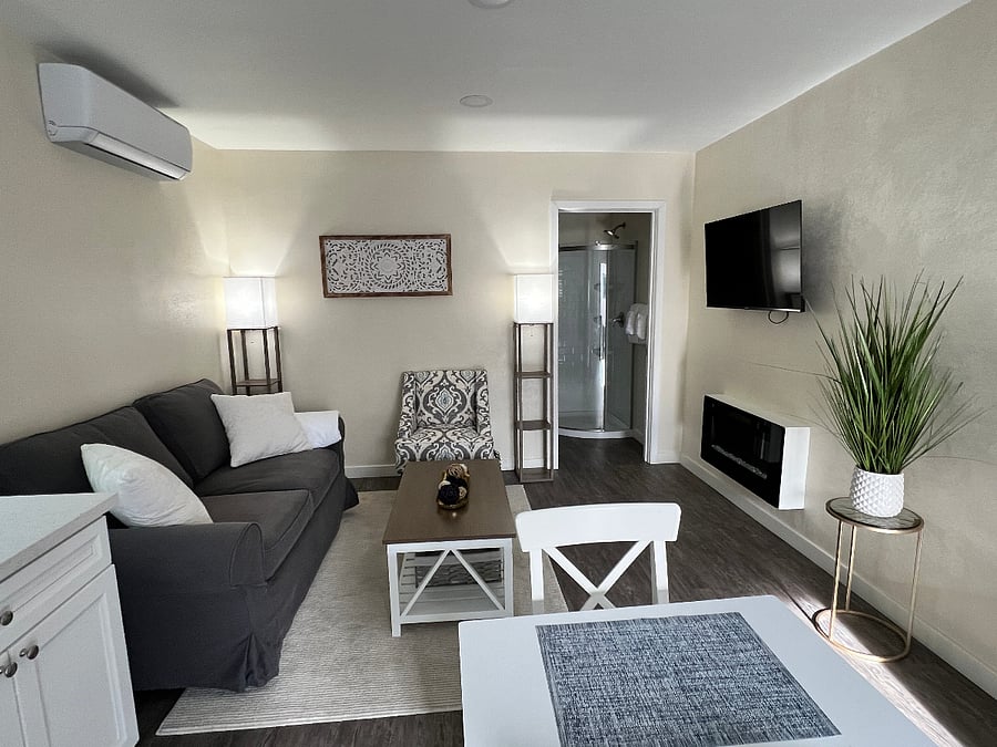 Furnished Finder property 588102_6 photo 3