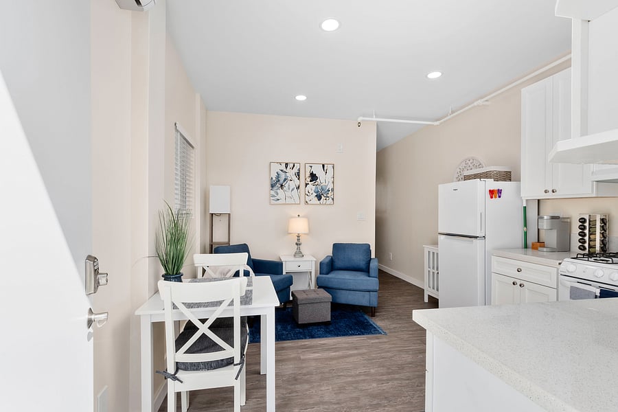 Furnished Finder property 588102_7 photo 14