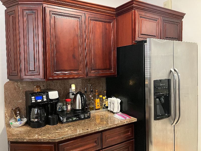 Furnished Finder property 588114_1 photo 8