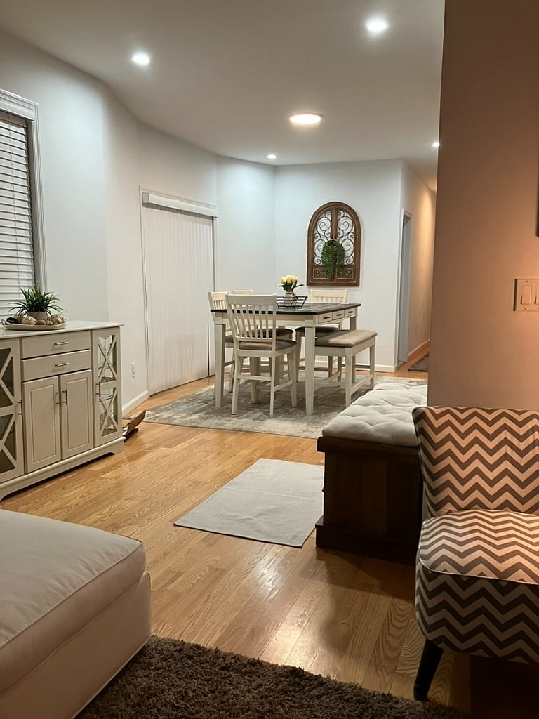 Furnished Finder property 588114_1 photo 3