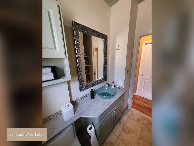 Shared Main Level Bathroom for Bedrooms One & Two