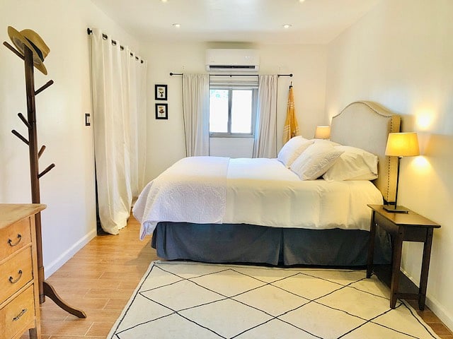 Furnished Finder property 588140_1 photo 4
