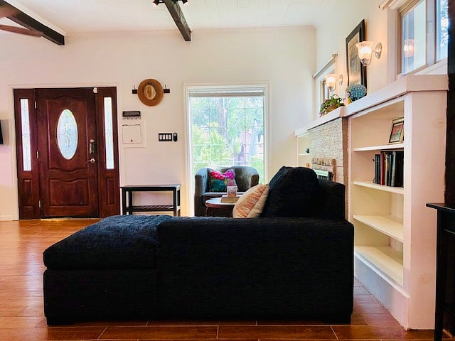 Furnished Finder property 588140_1 photo 16