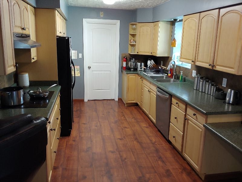 Furnished Finder property 588152_1 photo 5