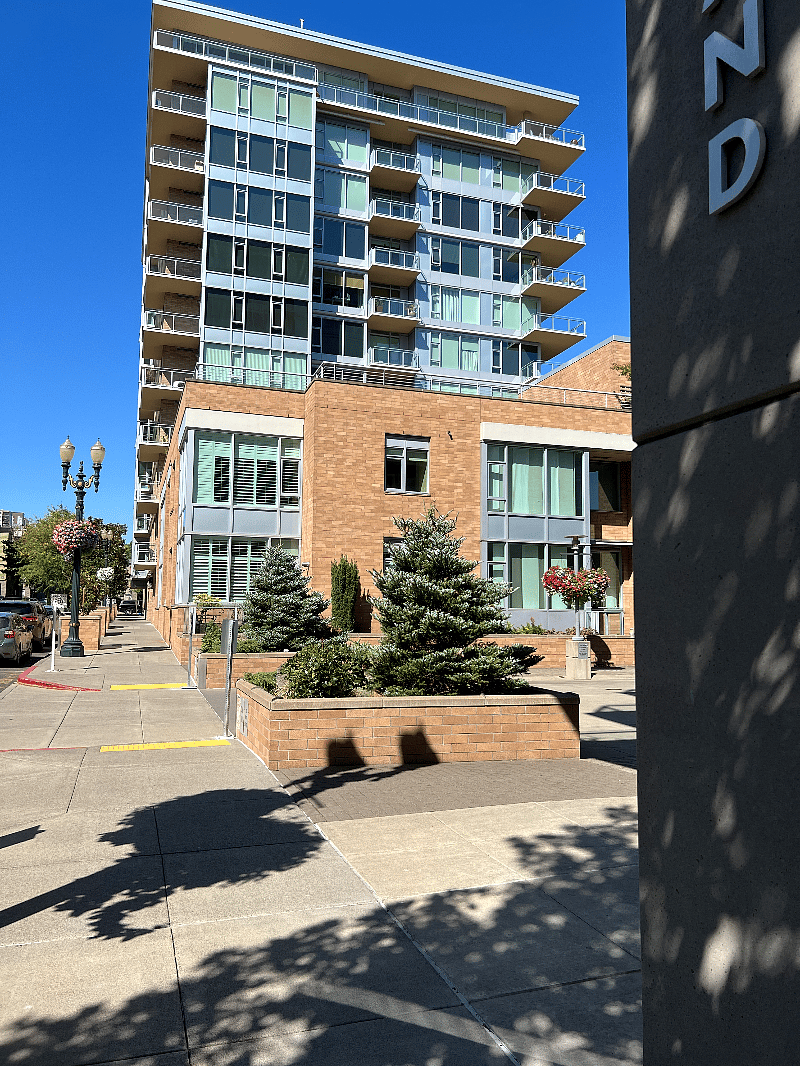 Furnished Finder property 588162_1 photo 16