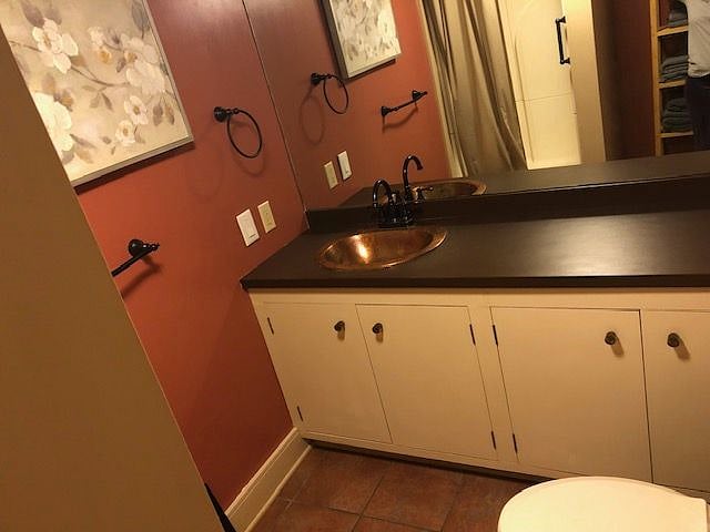 Furnished Finder property 588170_1 photo 11