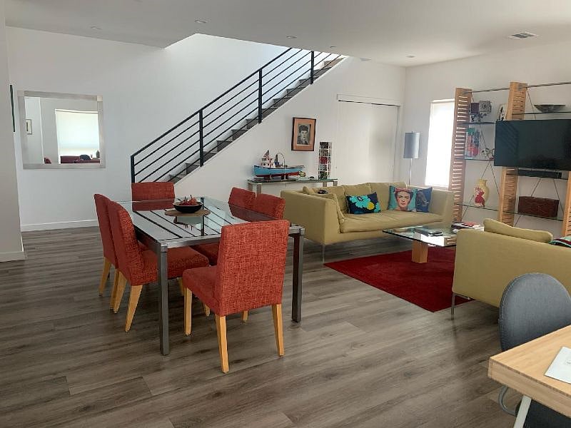 Furnished Finder property 588177_1 photo 4