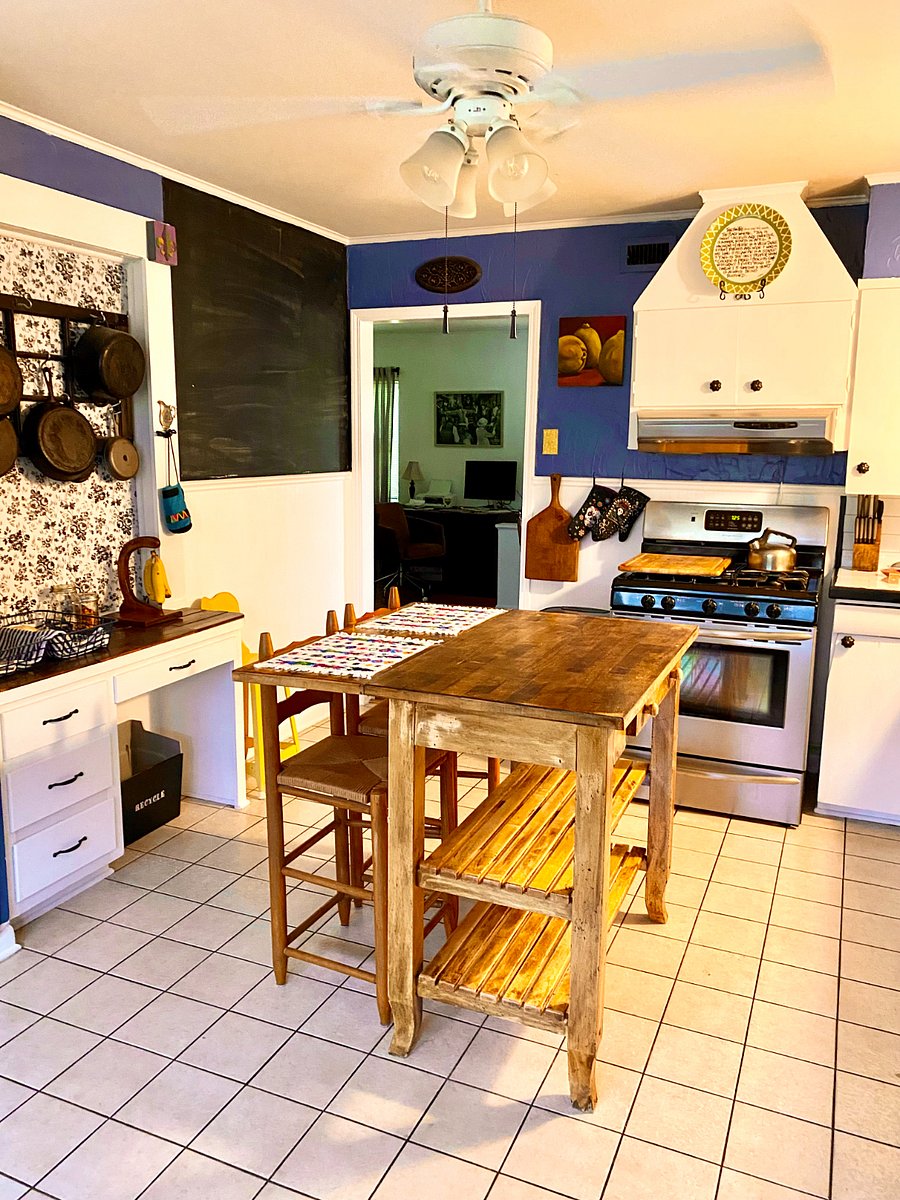 Furnished Finder property 588184_1 photo 4