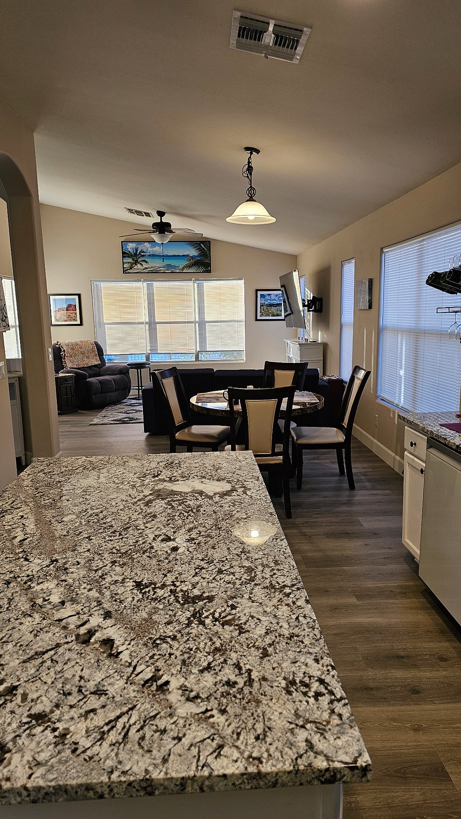 Furnished Finder property 588191_1 photo 16