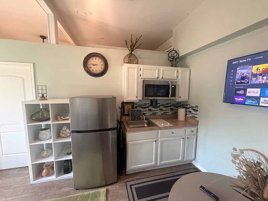 Furnished Finder property 588198_1 photo 25