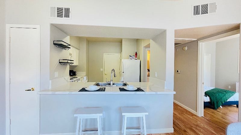 Furnished Finder property 588241_1 photo 4
