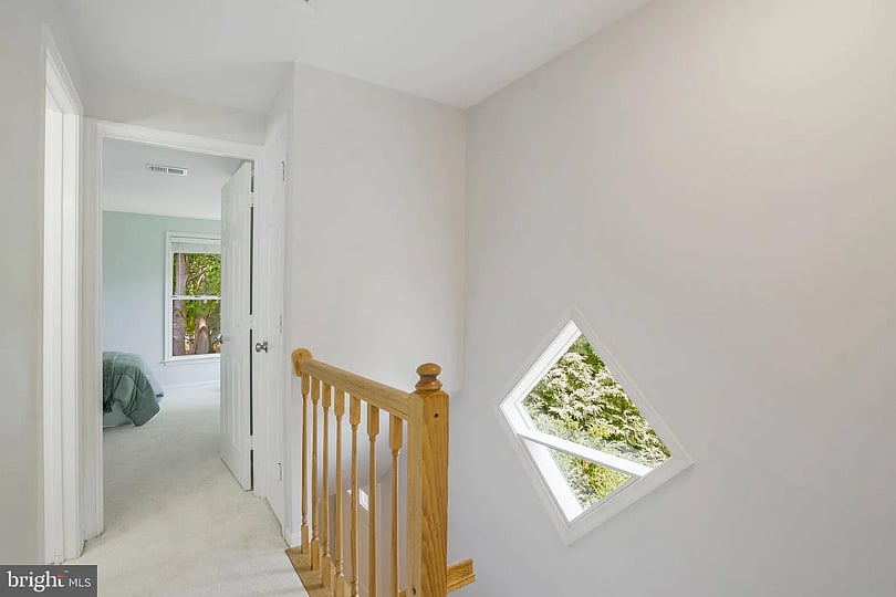 Furnished Finder property 588282_1 photo 6