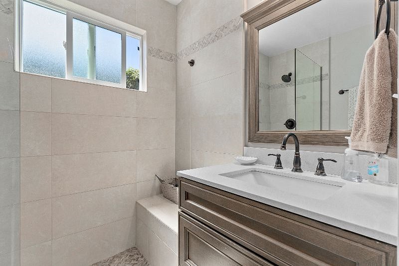 Furnished Finder property 588306_1 photo 9