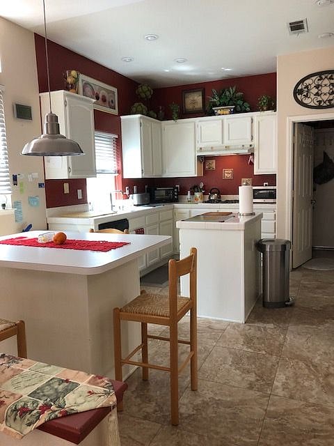 Furnished Finder property 588329_1 photo 7