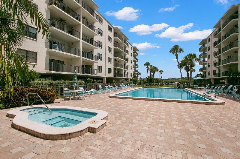 Furnished Finder property 588355_1 photo 13