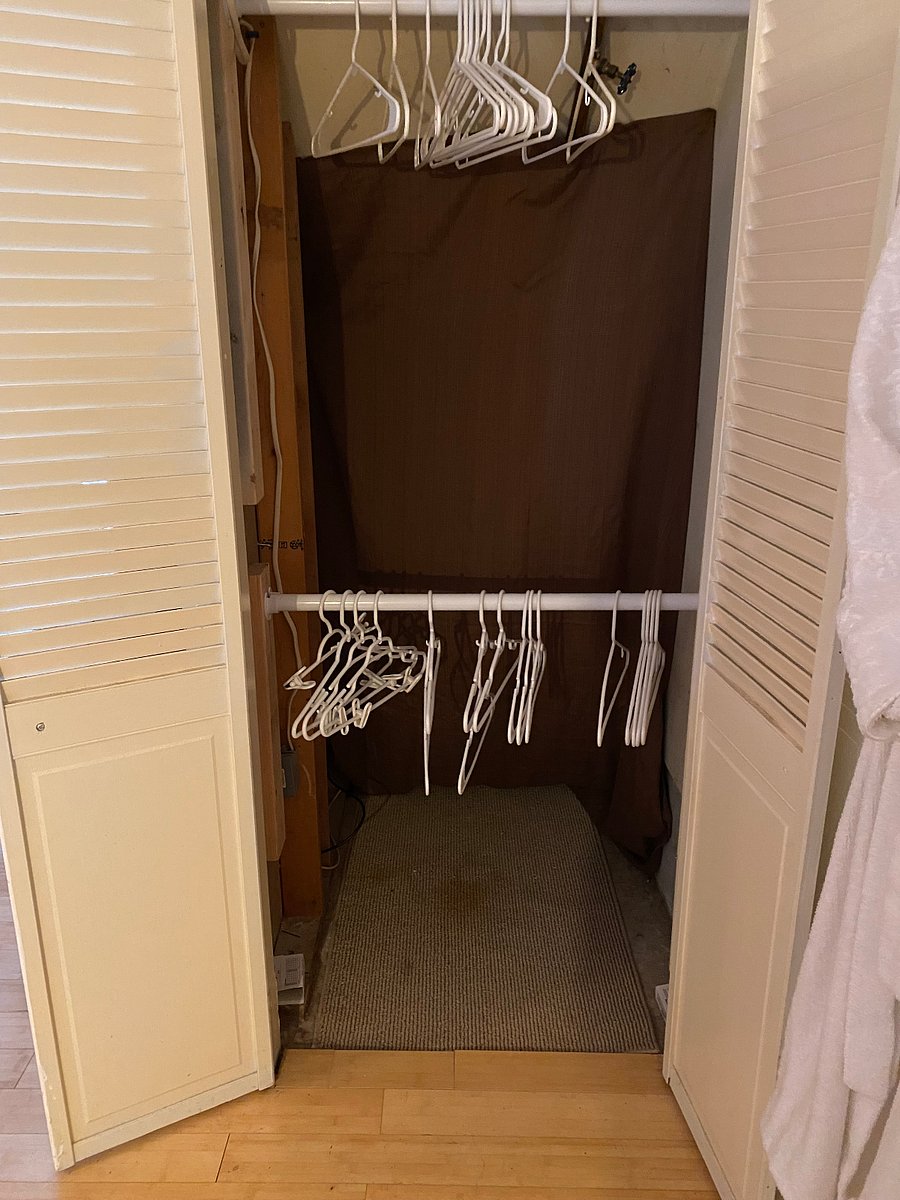Closet now has wall in back!