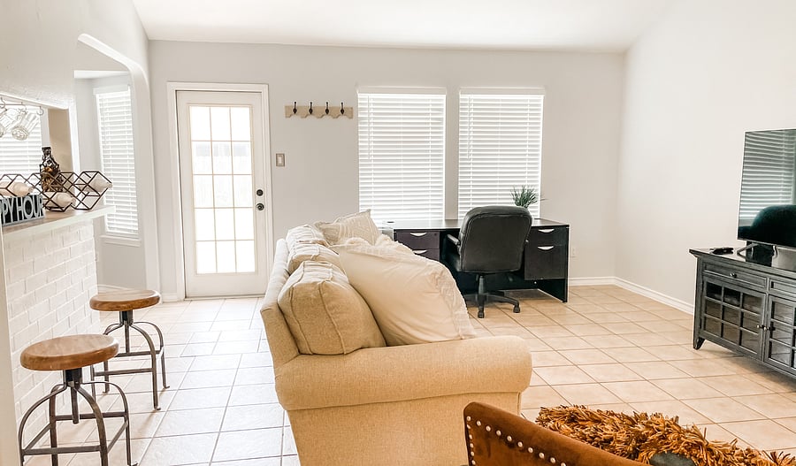 Furnished Finder property 588375_1 photo 10