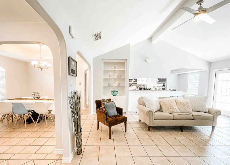 Furnished Finder property 588375_1 photo 4