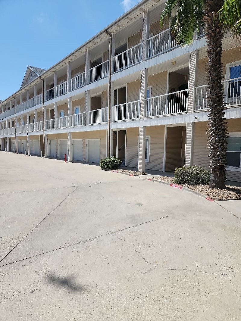 Furnished Finder property 588405_1 photo 22
