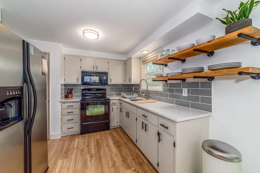 Furnished Finder property 588465_1 photo 9