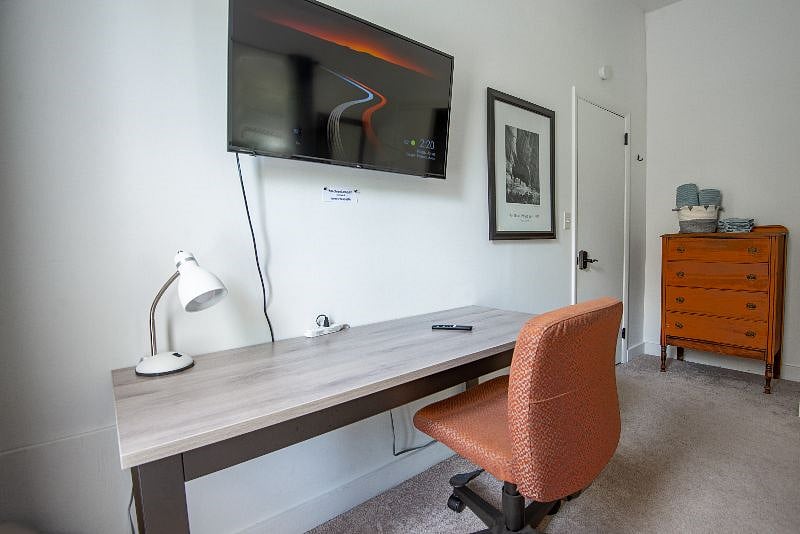 Furnished Finder property 588507_1 photo 9