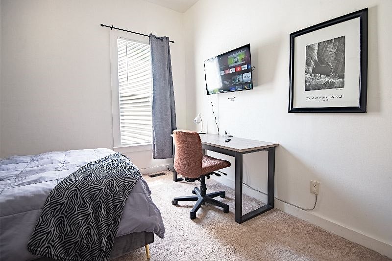 Furnished Finder property 588507_1 photo 8