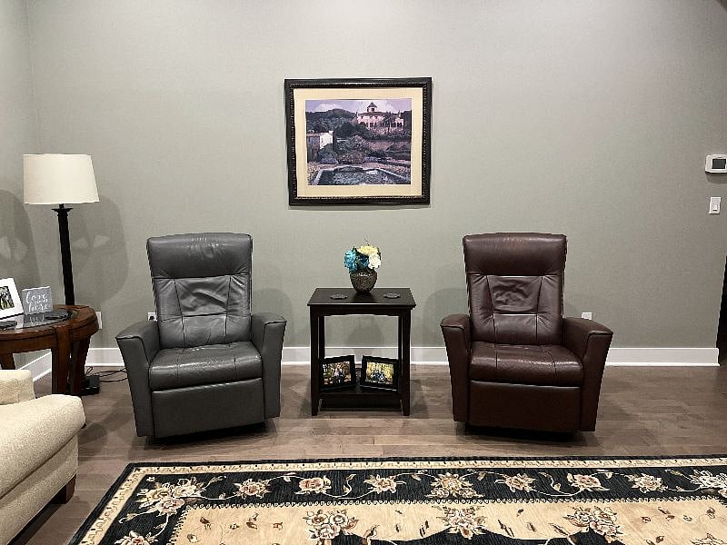 Furnished Finder property 588512_1 photo 4