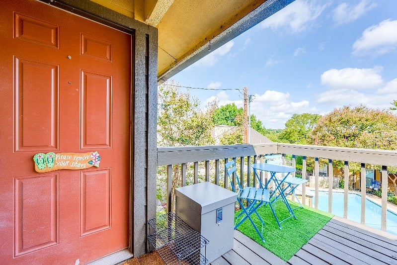 Furnished Finder property 588520_1 photo 21