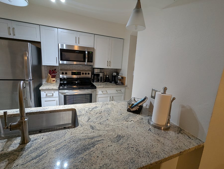 Furnished Finder property 588525_1 photo 6