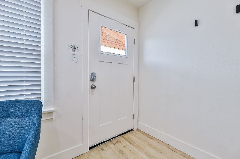 Furnished Finder property 588573_1 photo 7