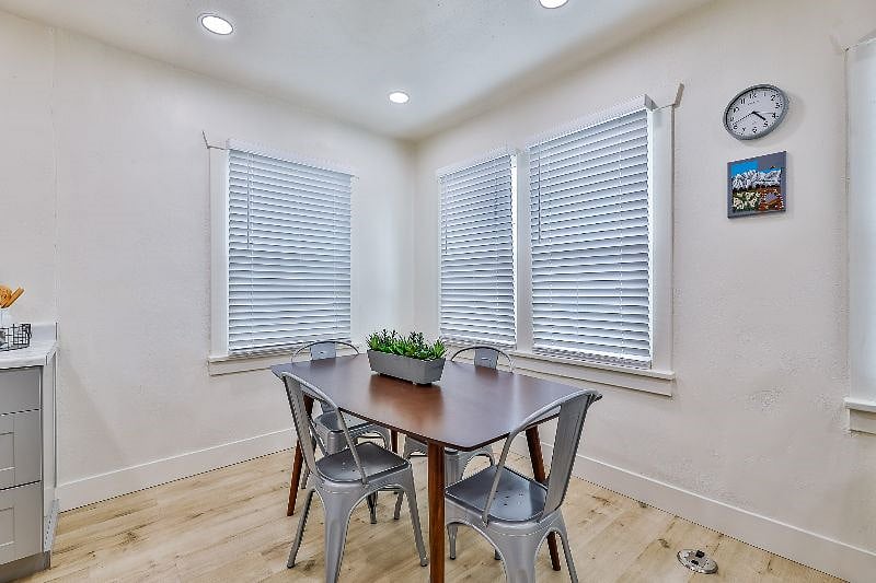 Furnished Finder property 588573_1 photo 8