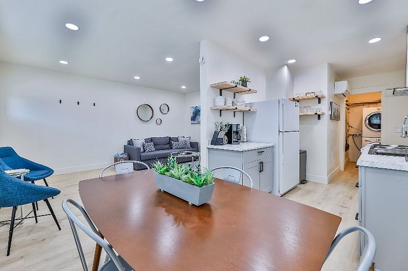 Furnished Finder property 588573_1 photo 3