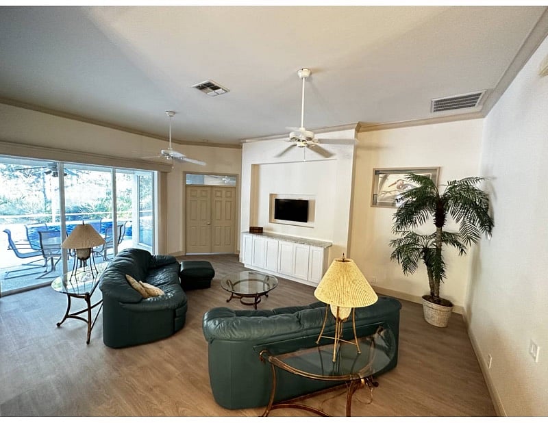 Furnished Finder property 588588_1 photo 11