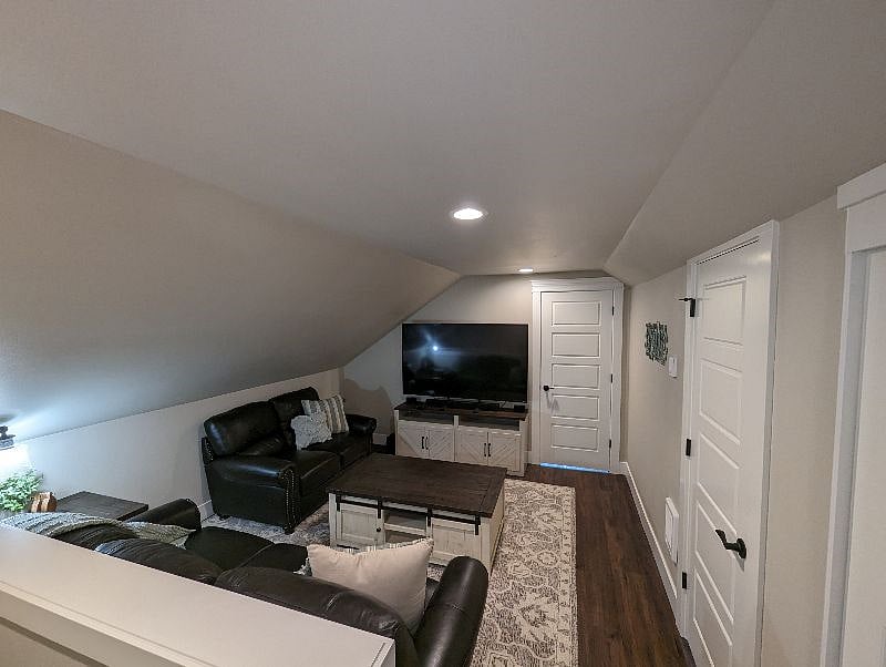 Furnished Finder property 588592_1 photo 23