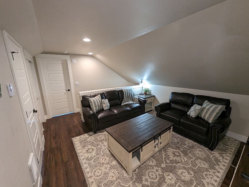 Furnished Finder property 588592_1 photo 25
