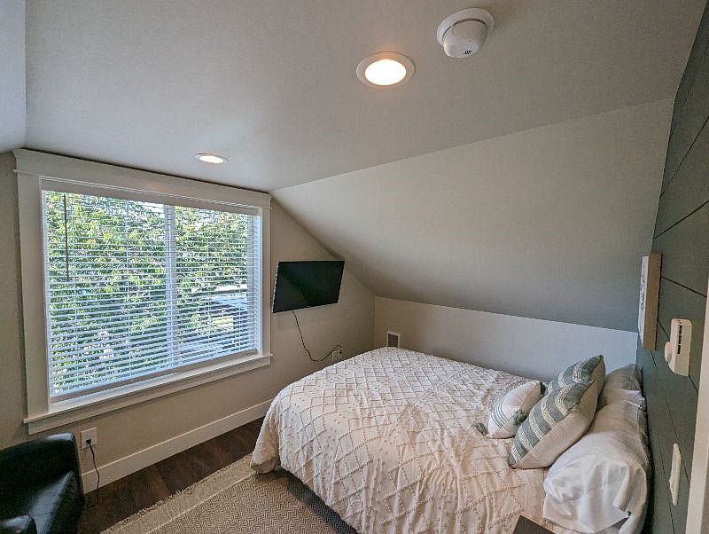 Furnished Finder property 588592_1 photo 26