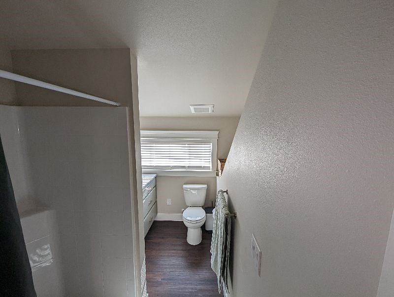 Furnished Finder property 588592_1 photo 33