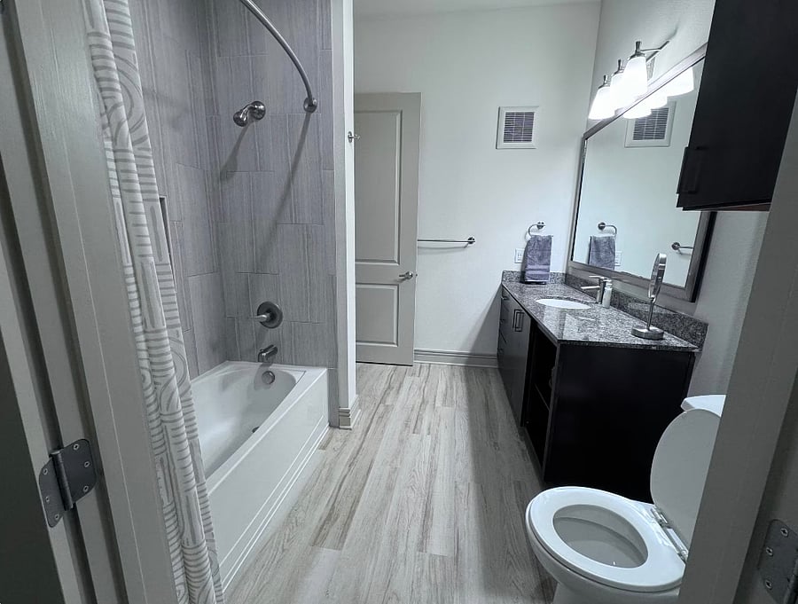 Furnished Finder property 588625_1 photo 4