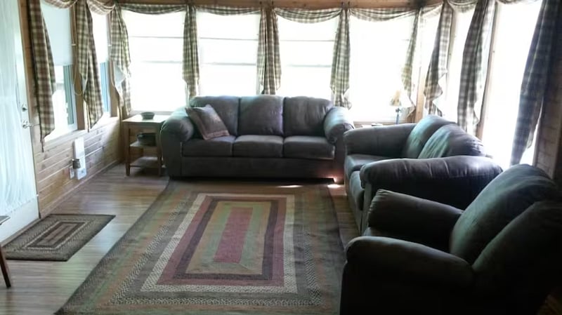 Furnished Finder property 588674_1 photo 6