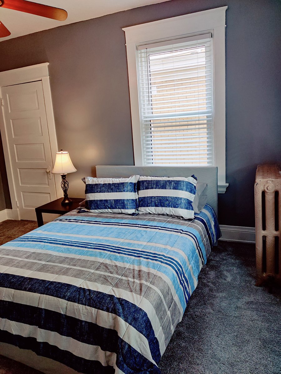first floor apartment front bedroom queen bed