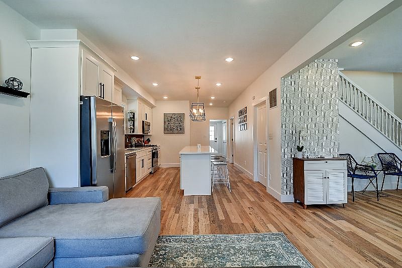 Furnished Finder property 588698_1 photo 6