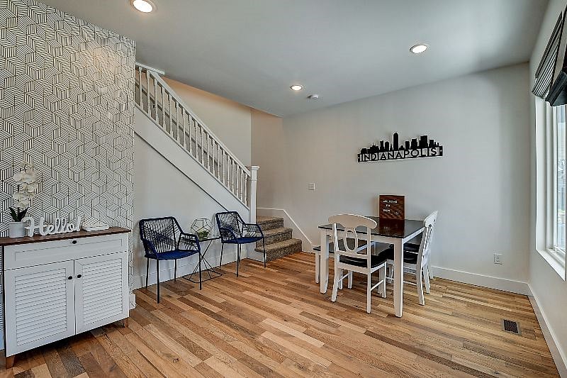Furnished Finder property 588698_1 photo 8